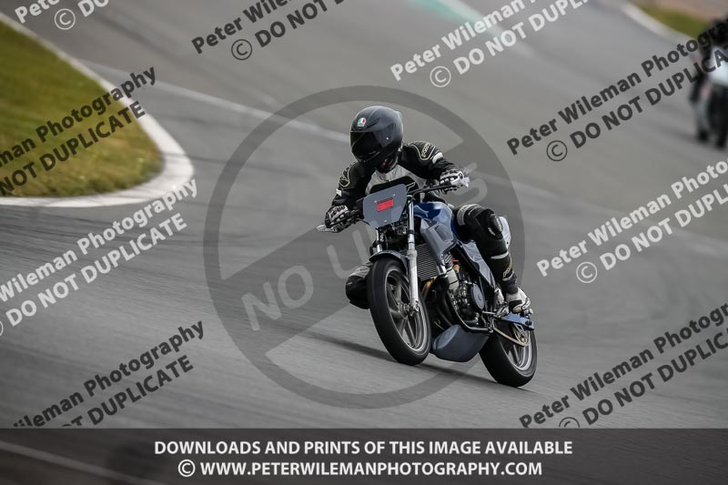 PJM Photography;donington no limits trackday;donington park photographs;donington trackday photographs;no limits trackdays;peter wileman photography;trackday digital images;trackday photos